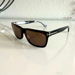 Brand new authentic Tom Ford Hugh sunglasses.  No case.  No scratches or flaws.